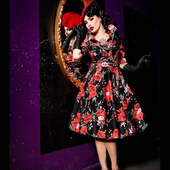Deadly Dames Dresses & Skirts - Deadly Dames Haunted Housewife Vintage Red Rose